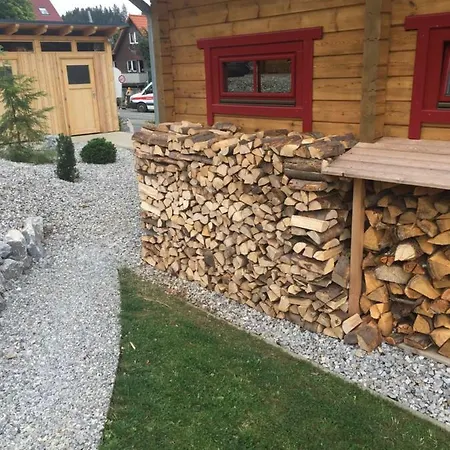 Blockhaus An Der Skiwiese Nyaraló